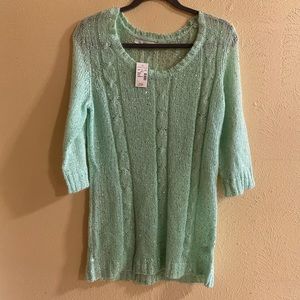 Maurices  sweater size 1X